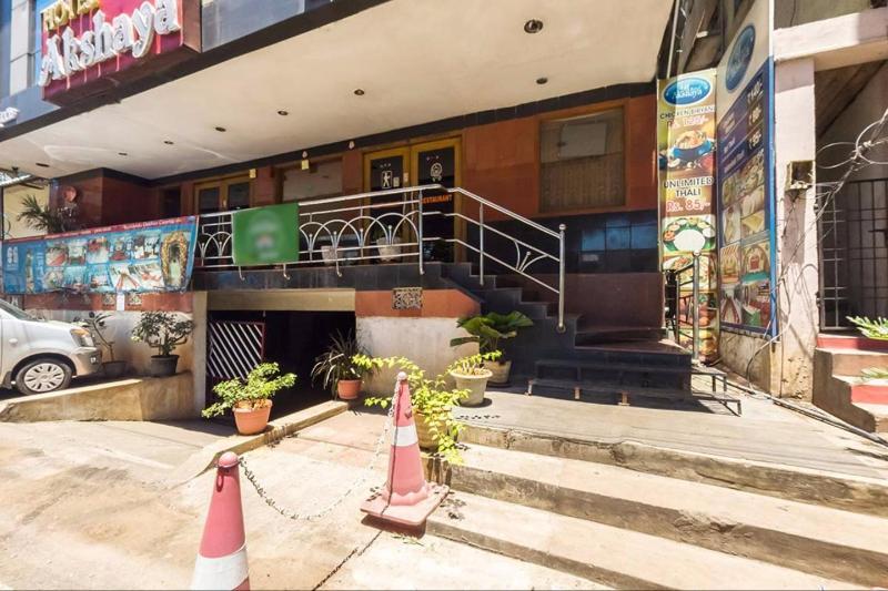 Hotel Akshaya Visakhapatnam Exteriör bild